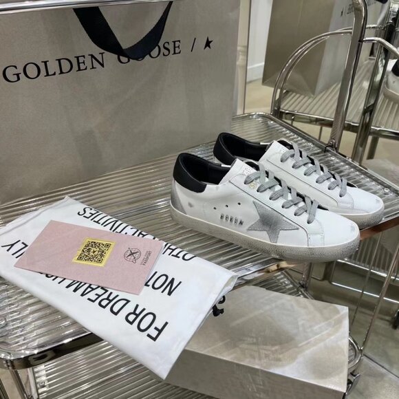 Golden Goose - Picture 5 of 6